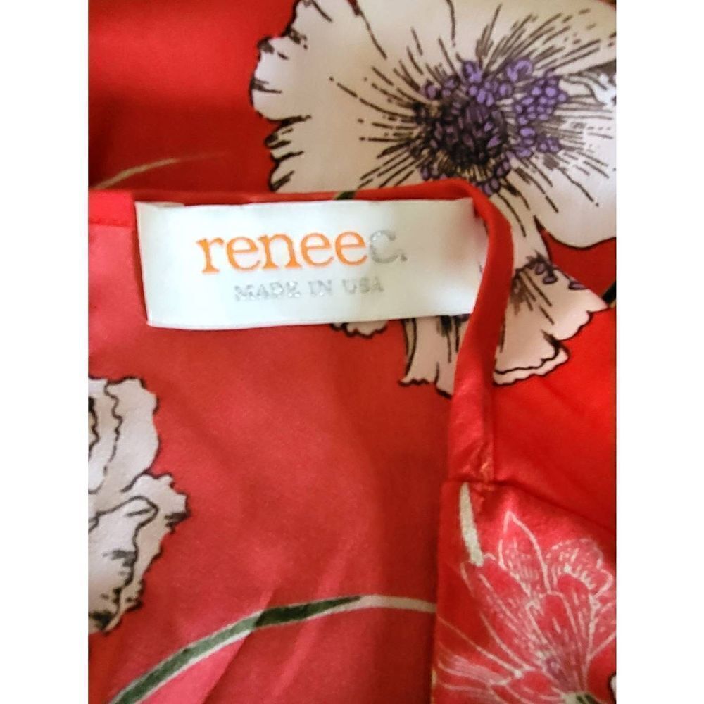 Renee C. Top  - Picture 6 of 7